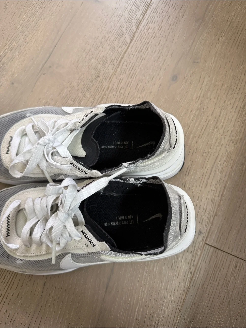 Nike White and Light Gray Low-Top Sneakers - Picture 8 of 8